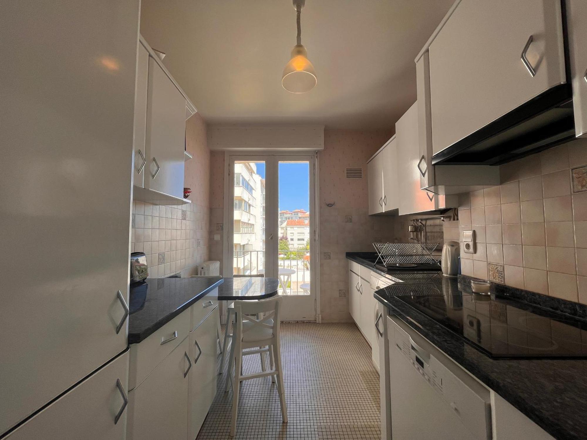 Appartement Lumineux, Proche Plage, Balcon, Parking, Wifi - Fr-1-239-962 Saint-Jean-de-Luz Bagian luar foto
