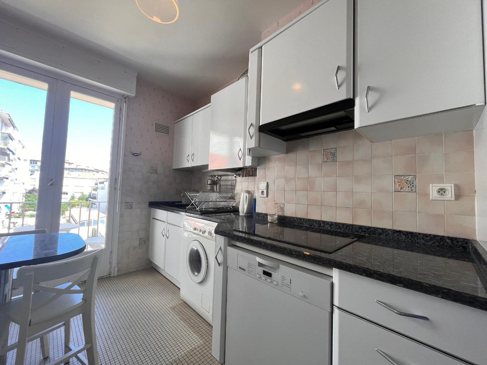Appartement Lumineux, Proche Plage, Balcon, Parking, Wifi - Fr-1-239-962 Saint-Jean-de-Luz Bagian luar foto